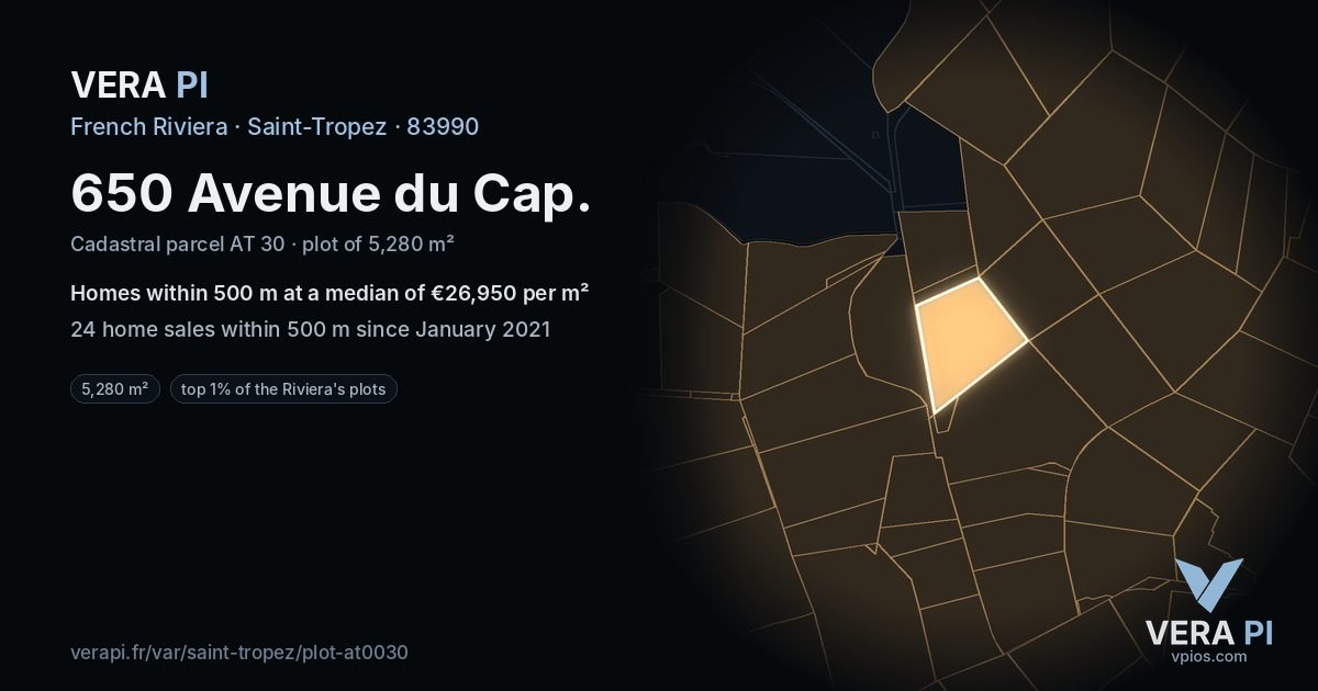 650 Avenue du Cap, Saint-Tropez at night – the plot lit, the parcels around coloured by the prices near them