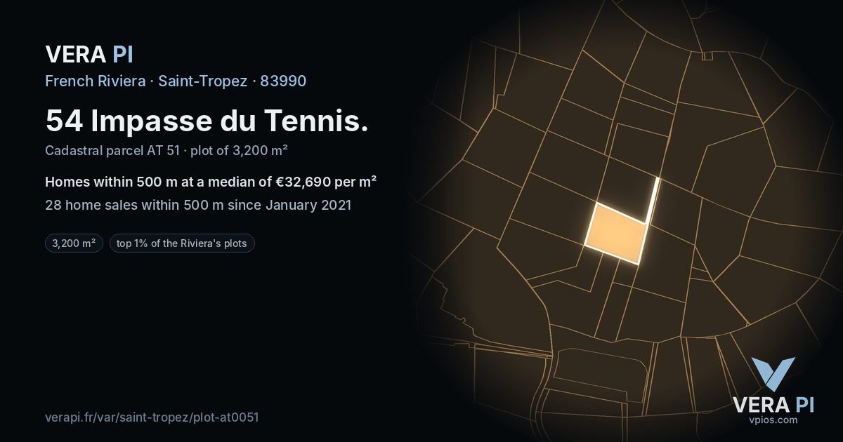 54 Impasse du Tennis, Saint-Tropez at night – the plot lit, the parcels around coloured by the prices near them
