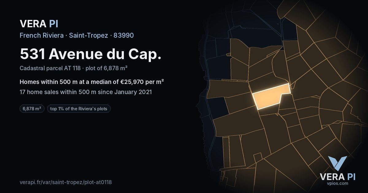 531 Avenue du Cap, Saint-Tropez at night – the plot lit, the parcels around coloured by the prices near them