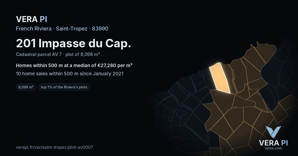 201 Impasse du Cap, Saint-Tropez at night – the plot lit, the parcels around coloured by the prices near them