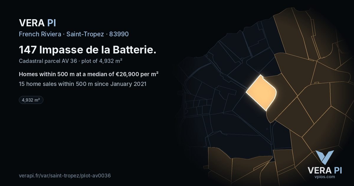147 Impasse de la Batterie, Saint-Tropez at night – the plot lit, the parcels around coloured by the prices near them
