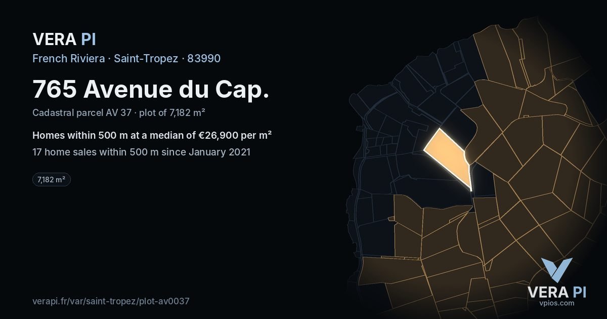 765 Avenue du Cap, Saint-Tropez at night – the plot lit, the parcels around coloured by the prices near them