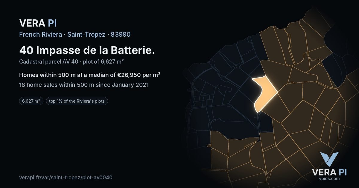 40 Impasse de la Batterie, Saint-Tropez at night – the plot lit, the parcels around coloured by the prices near them