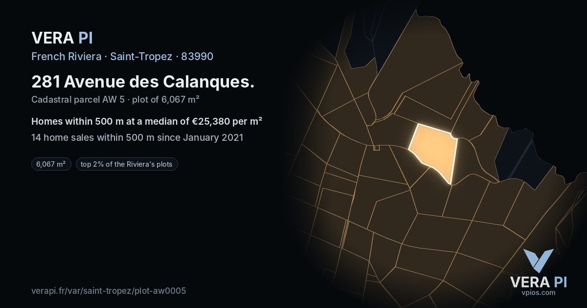 281 Avenue des Calanques, Saint-Tropez at night – the plot lit, the parcels around coloured by the prices near them