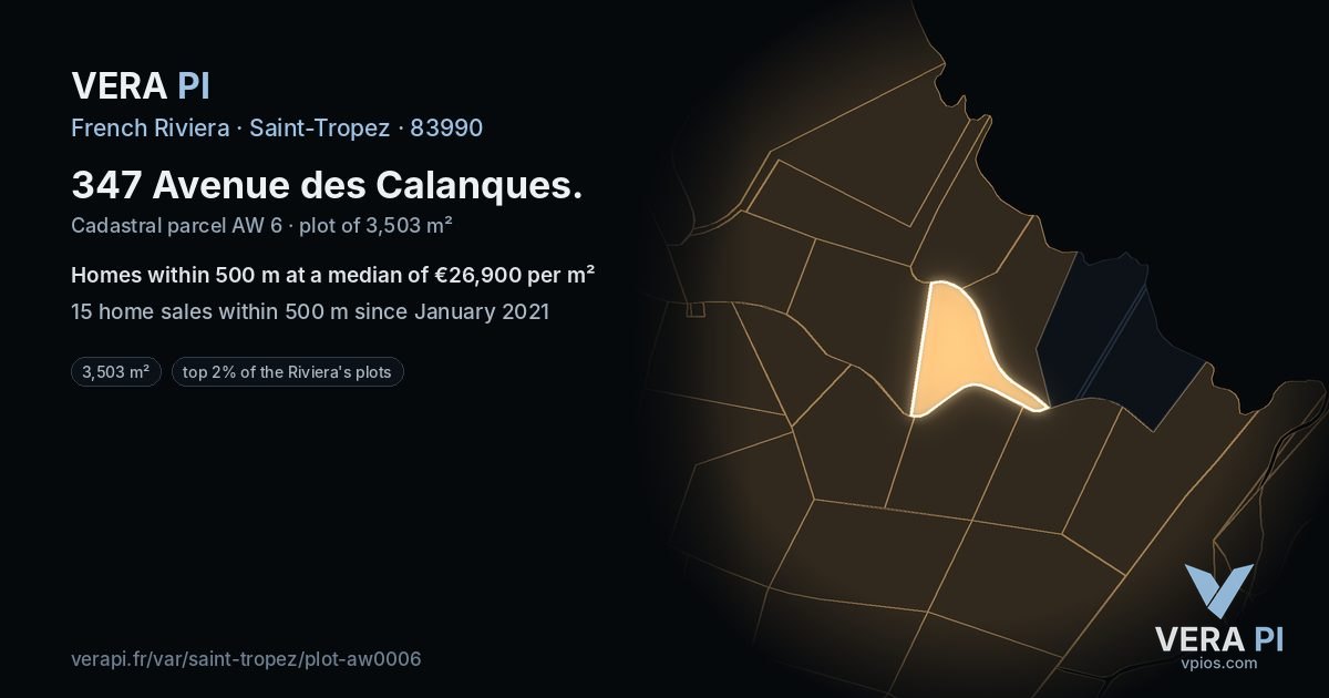 347 Avenue des Calanques, Saint-Tropez at night – the plot lit, the parcels around coloured by the prices near them