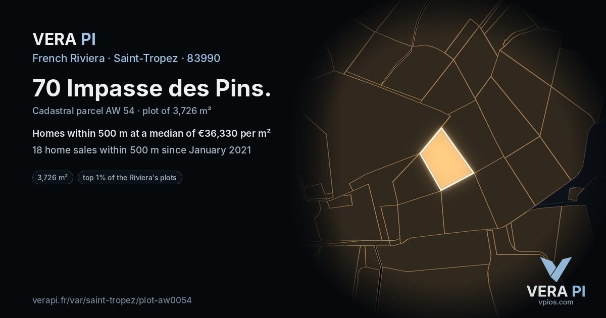 70 Impasse des Pins, Saint-Tropez at night – the plot lit, the parcels around coloured by the prices near them
