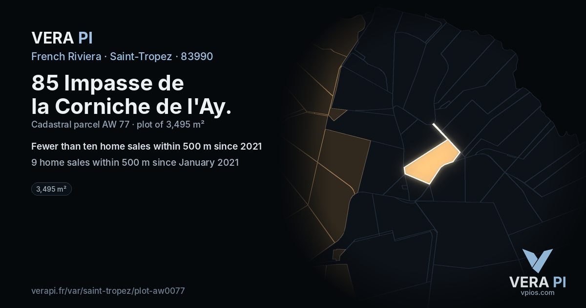 85 Impasse de la Corniche de l'Ay, Saint-Tropez at night – the plot lit, the parcels around coloured by the prices near them
