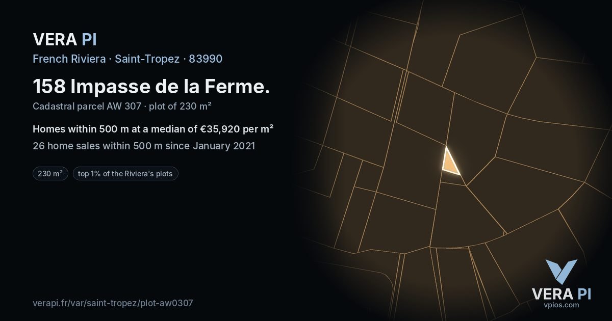 158 Impasse de la Ferme, Saint-Tropez at night – the plot lit, the parcels around coloured by the prices near them