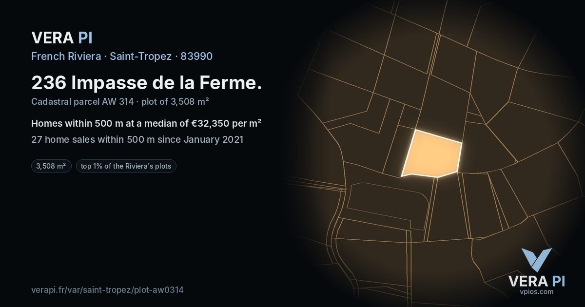 236 Impasse de la Ferme, Saint-Tropez at night – the plot lit, the parcels around coloured by the prices near them