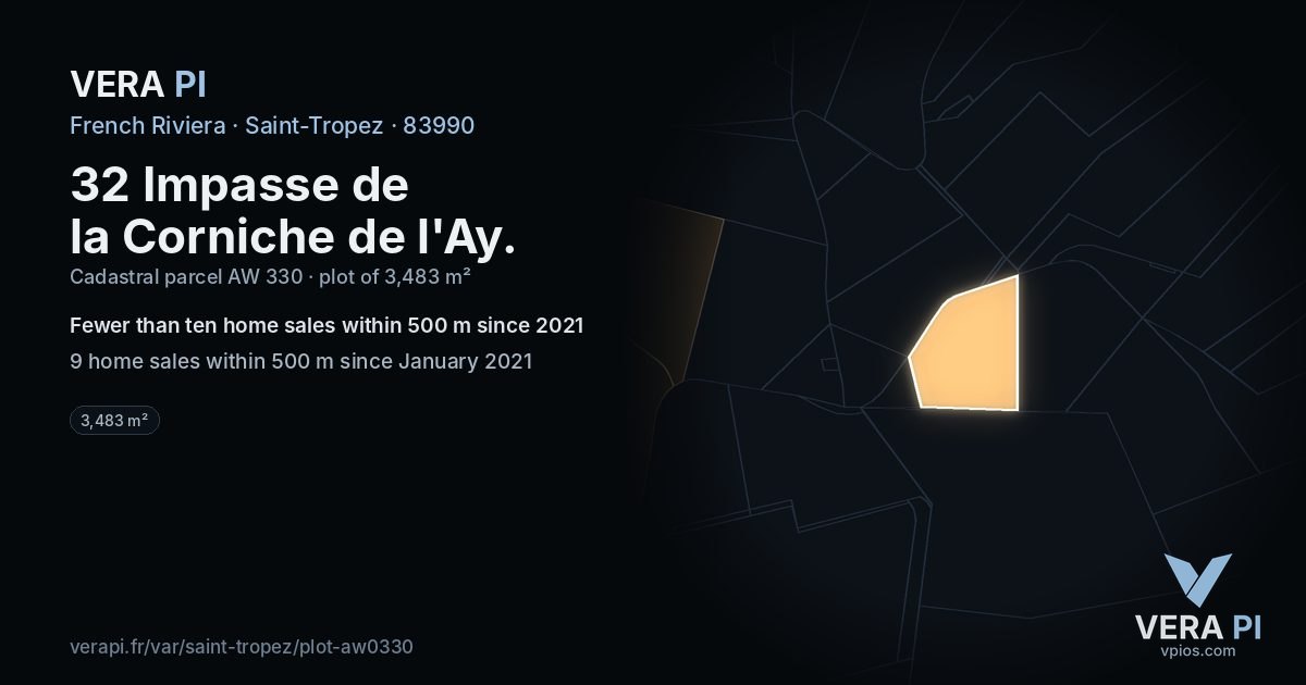 32 Impasse de la Corniche de l'Ay, Saint-Tropez at night – the plot lit, the parcels around coloured by the prices near them