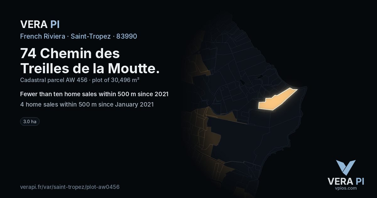 74 Chemin des Treilles de la Moutte, Saint-Tropez at night – the plot lit, the parcels around coloured by the prices near them