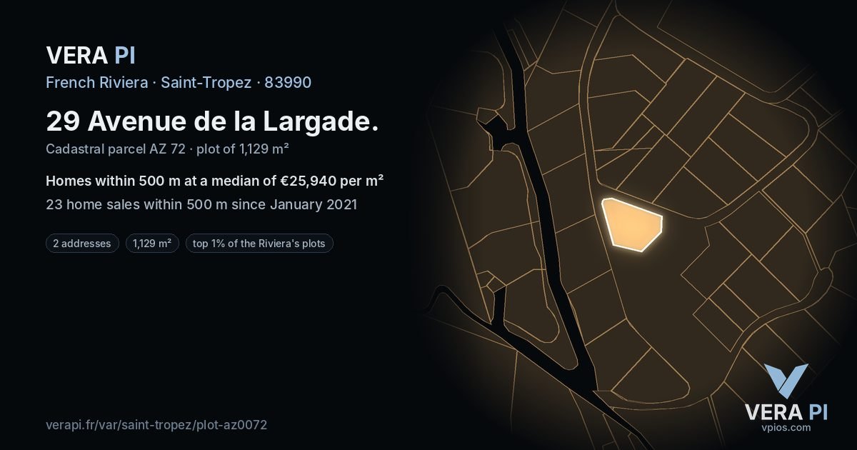 29 Avenue de la Largade, Saint-Tropez at night – the plot lit, the parcels around coloured by the prices near them
