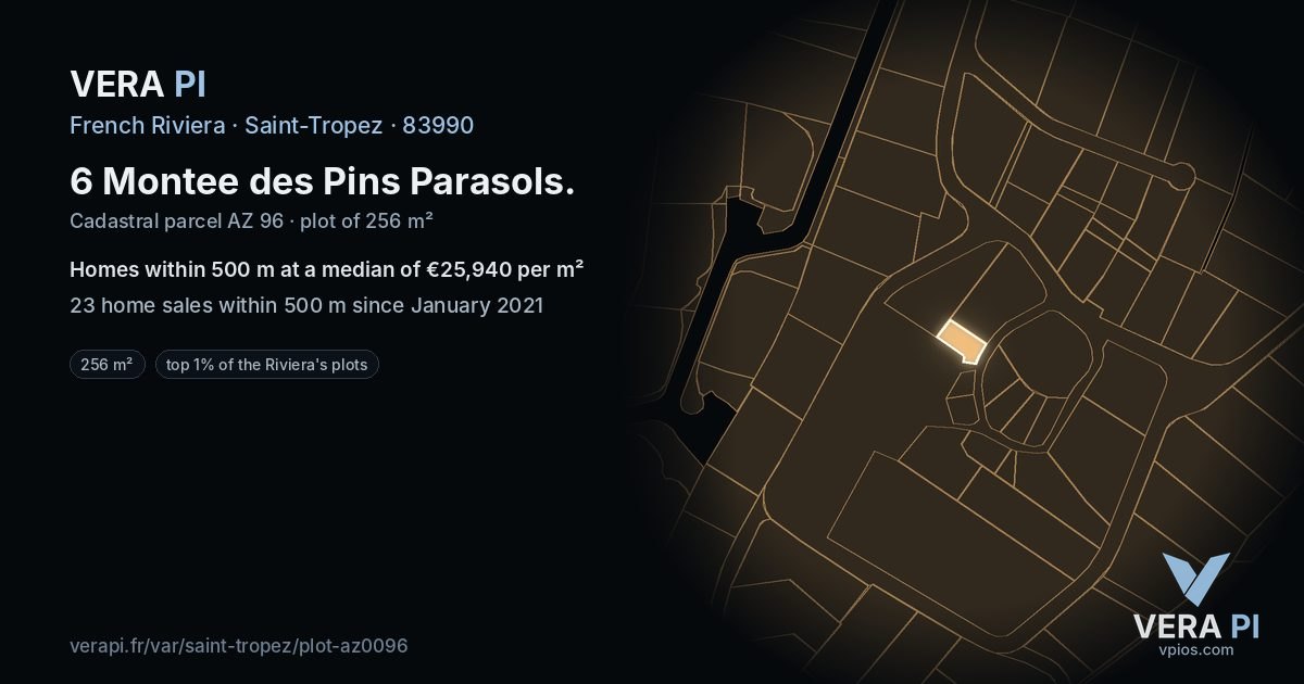 6 Montee des Pins Parasols, Saint-Tropez at night – the plot lit, the parcels around coloured by the prices near them