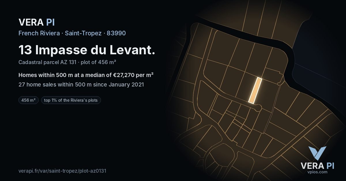 13 Impasse du Levant, Saint-Tropez at night – the plot lit, the parcels around coloured by the prices near them