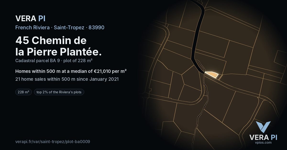 45 Chemin de la Pierre Plantée, Saint-Tropez at night – the plot lit, the parcels around coloured by the prices near them