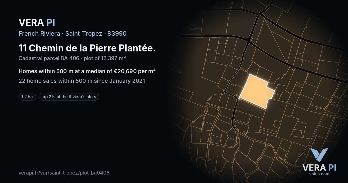 11 Chemin de la Pierre Plantée, Saint-Tropez at night – the plot lit, the parcels around coloured by the prices near them