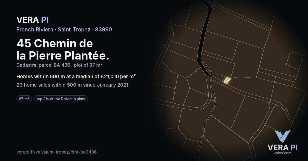 45 Chemin de la Pierre Plantée, Saint-Tropez at night – the plot lit, the parcels around coloured by the prices near them