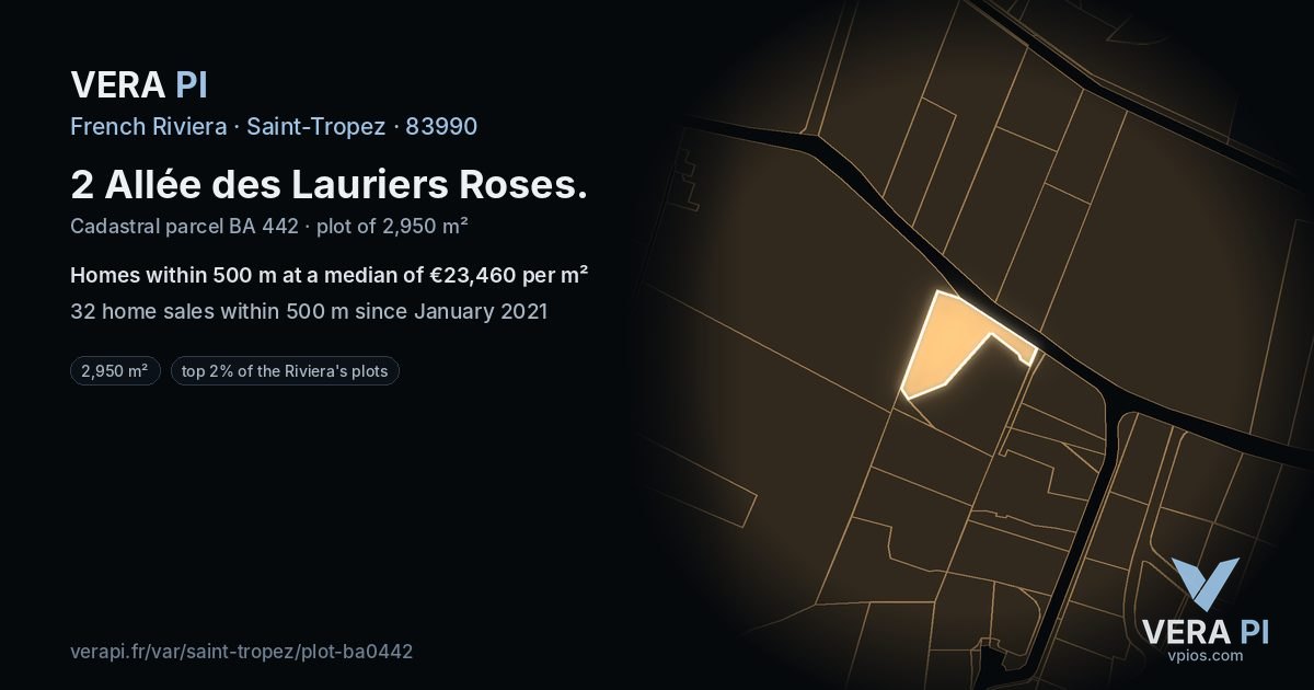 2 Allée des Lauriers Roses, Saint-Tropez at night – the plot lit, the parcels around coloured by the prices near them