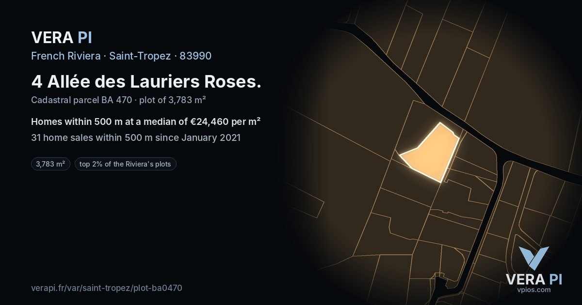 4 Allée des Lauriers Roses, Saint-Tropez at night – the plot lit, the parcels around coloured by the prices near them