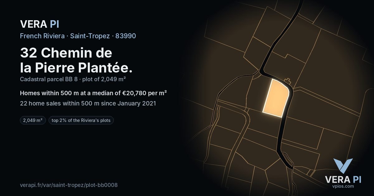 32 Chemin de la Pierre Plantée, Saint-Tropez at night – the plot lit, the parcels around coloured by the prices near them