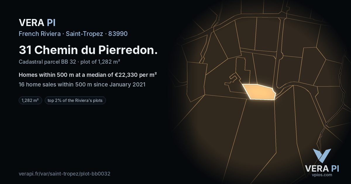 31 Chemin du Pierredon, Saint-Tropez at night – the plot lit, the parcels around coloured by the prices near them