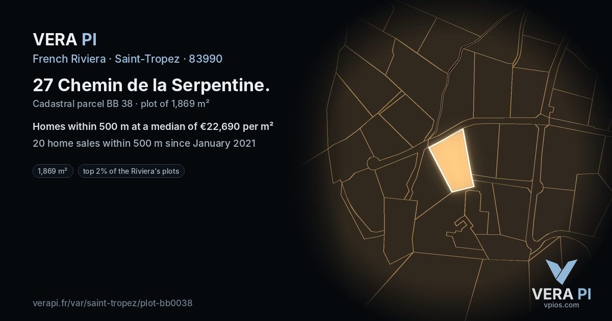 27 Chemin de la Serpentine, Saint-Tropez at night – the plot lit, the parcels around coloured by the prices near them
