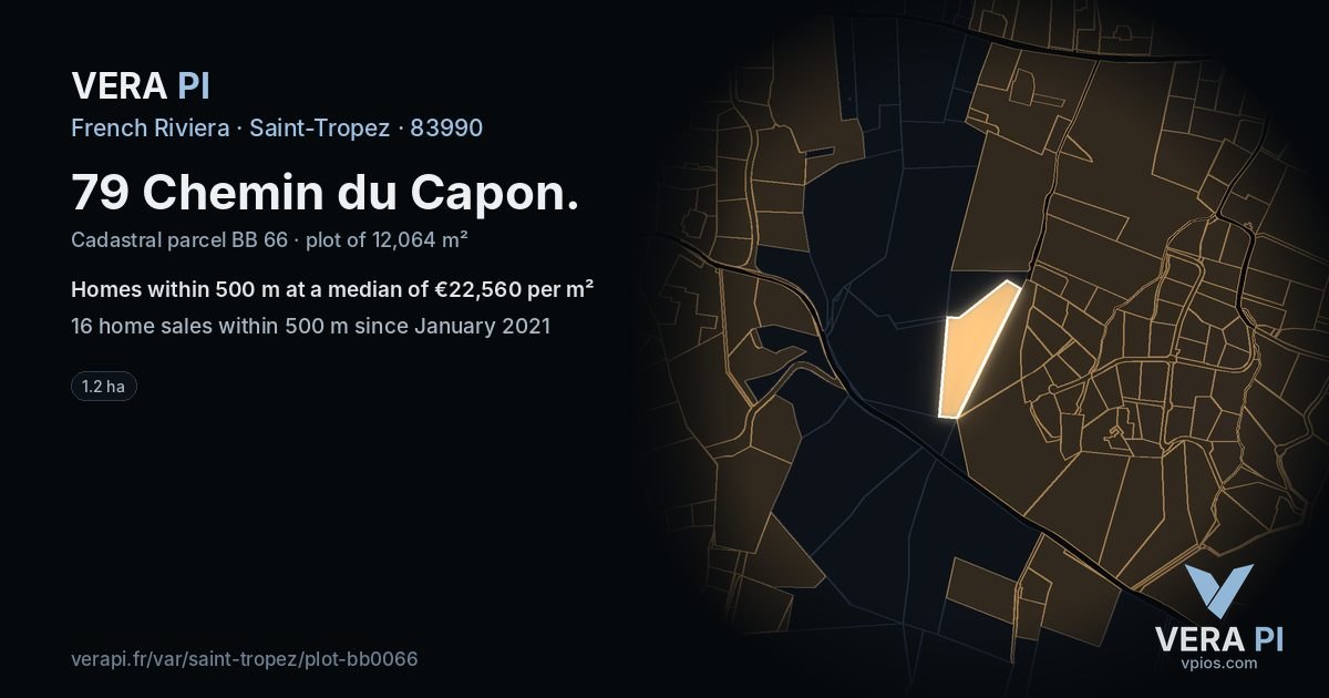 79 Chemin du Capon, Saint-Tropez at night – the plot lit, the parcels around coloured by the prices near them