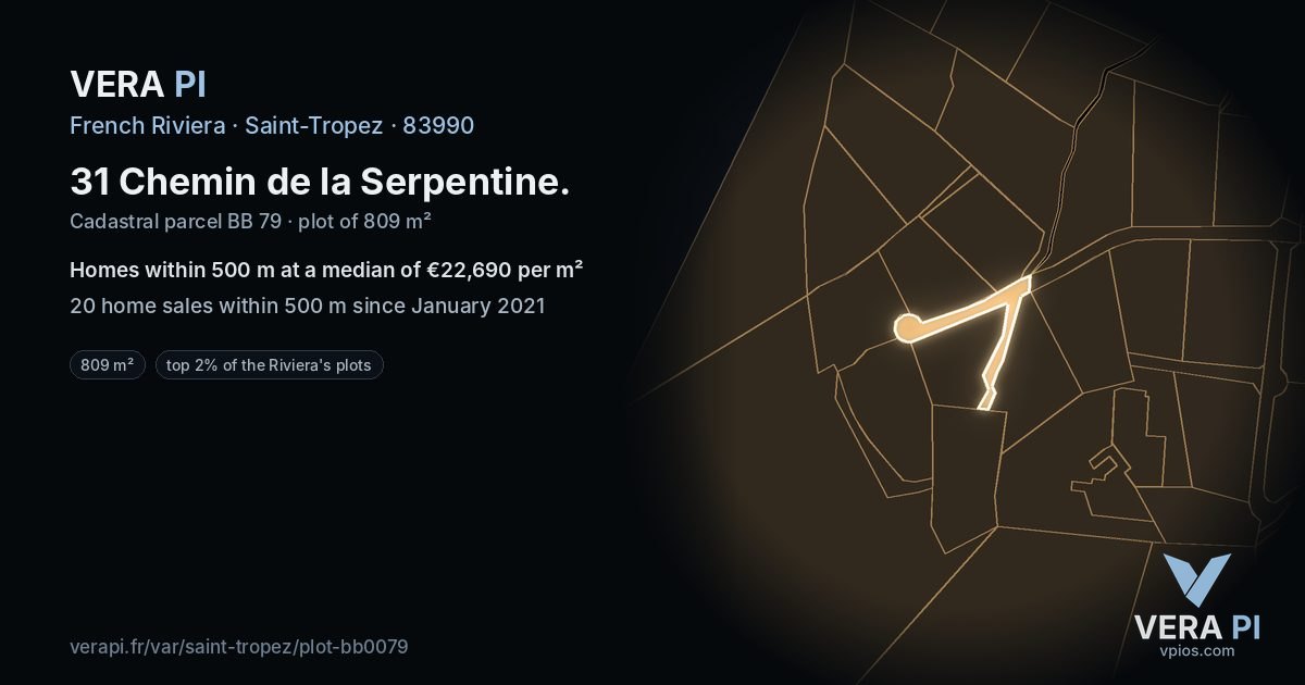 31 Chemin de la Serpentine, Saint-Tropez at night – the plot lit, the parcels around coloured by the prices near them
