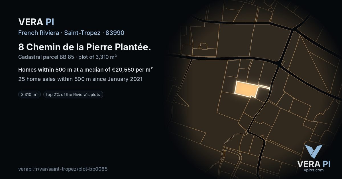 8 Chemin de la Pierre Plantée, Saint-Tropez at night – the plot lit, the parcels around coloured by the prices near them