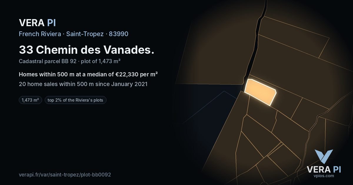 33 Chemin des Vanades, Saint-Tropez at night – the plot lit, the parcels around coloured by the prices near them