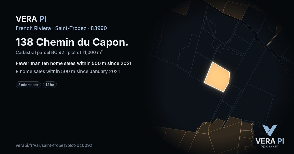 138 Chemin du Capon, Saint-Tropez at night – the plot lit, the parcels around coloured by the prices near them