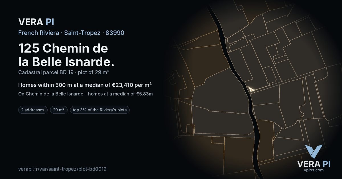 125 Chemin de la Belle Isnarde, Saint-Tropez at night – the plot lit, the parcels around coloured by the prices near them