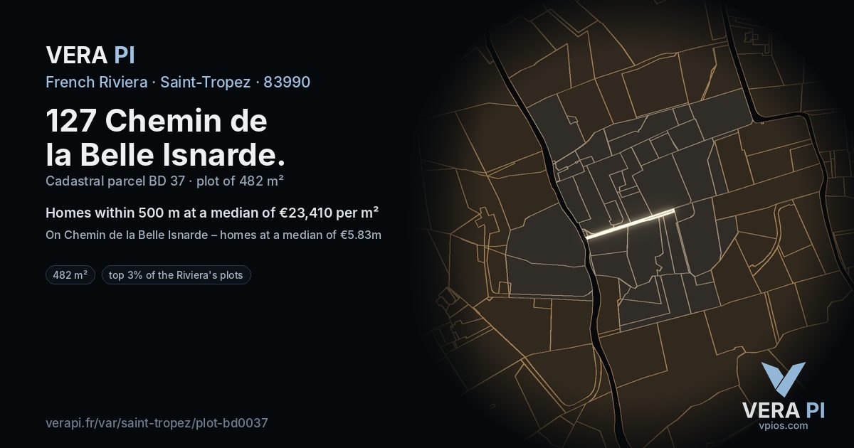 127 Chemin de la Belle Isnarde, Saint-Tropez at night – the plot lit, the parcels around coloured by the prices near them