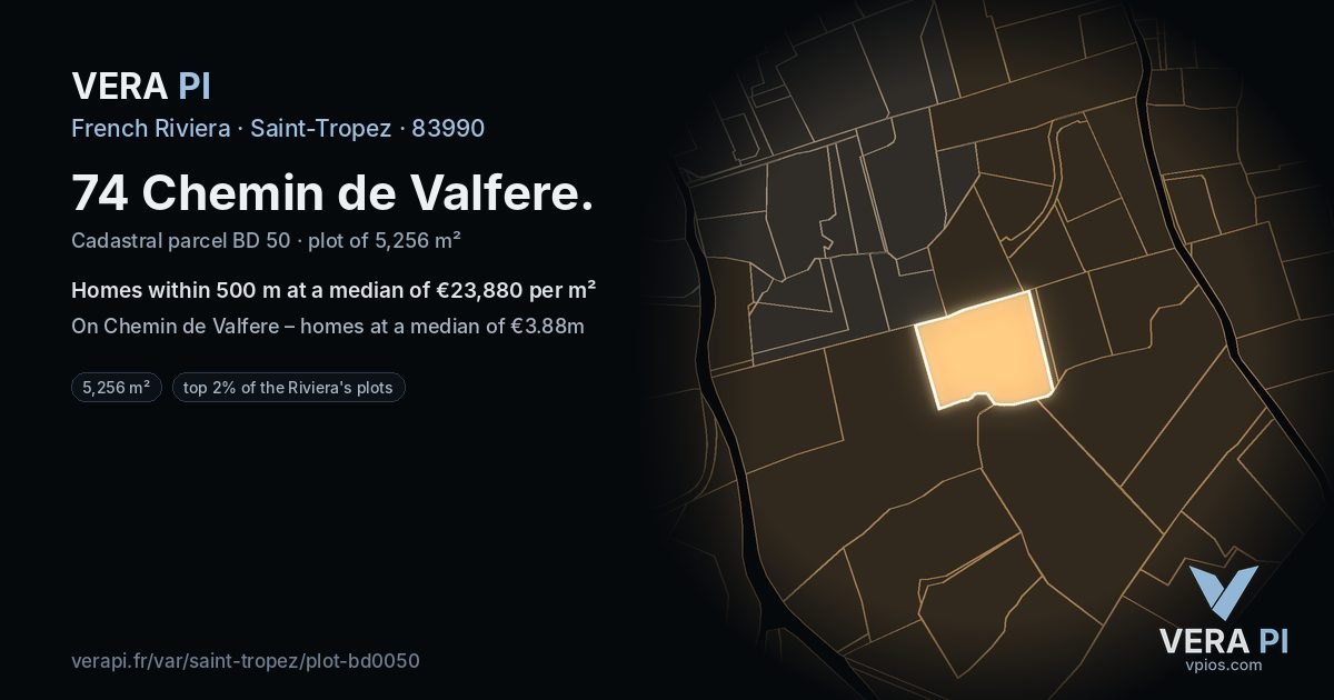 74 Chemin de Valfere, Saint-Tropez at night – the plot lit, the parcels around coloured by the prices near them