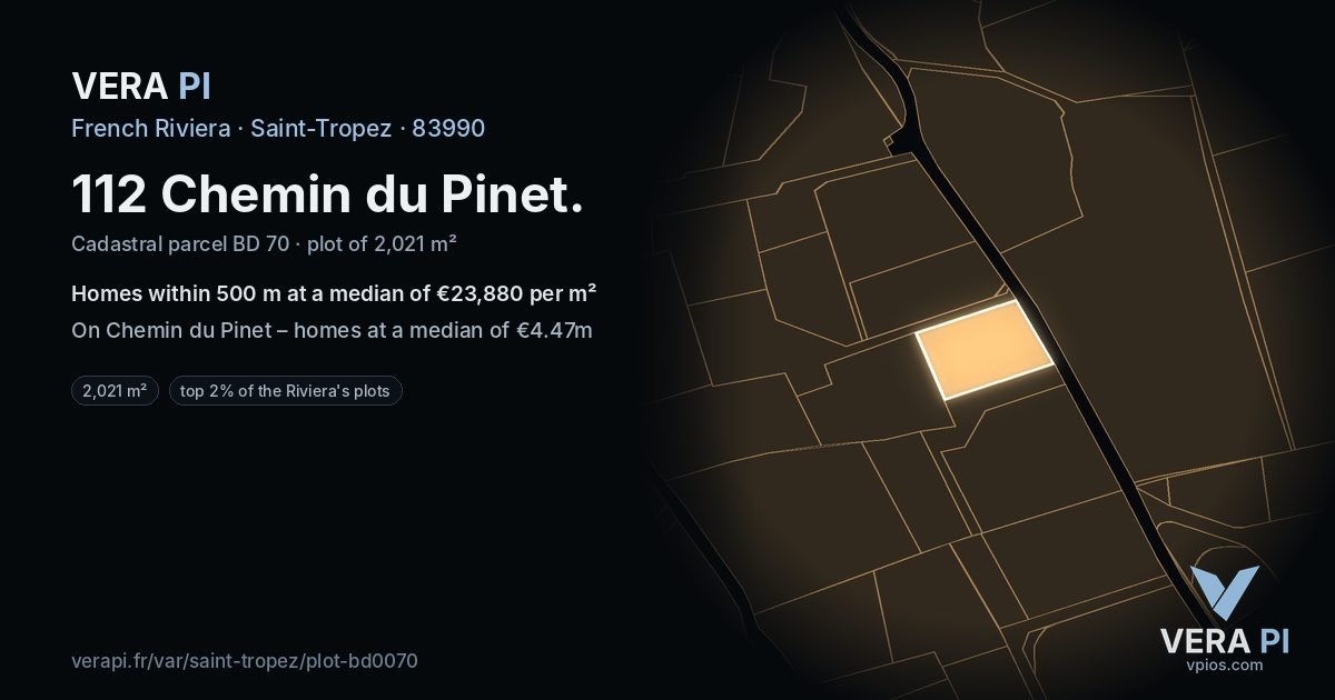 112 Chemin du Pinet, Saint-Tropez at night – the plot lit, the parcels around coloured by the prices near them