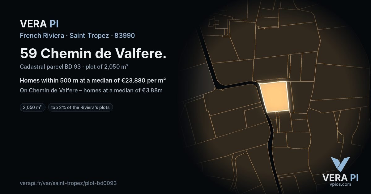 59 Chemin de Valfere, Saint-Tropez at night – the plot lit, the parcels around coloured by the prices near them
