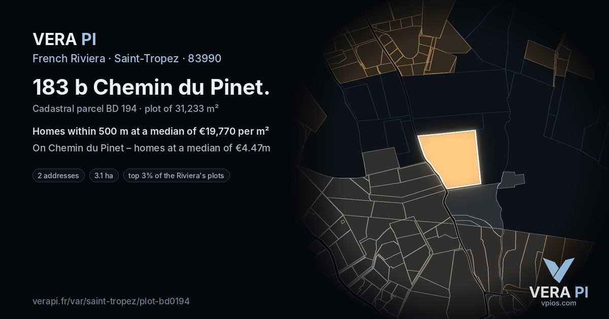183 b Chemin du Pinet, Saint-Tropez at night – the plot lit, the parcels around coloured by the prices near them