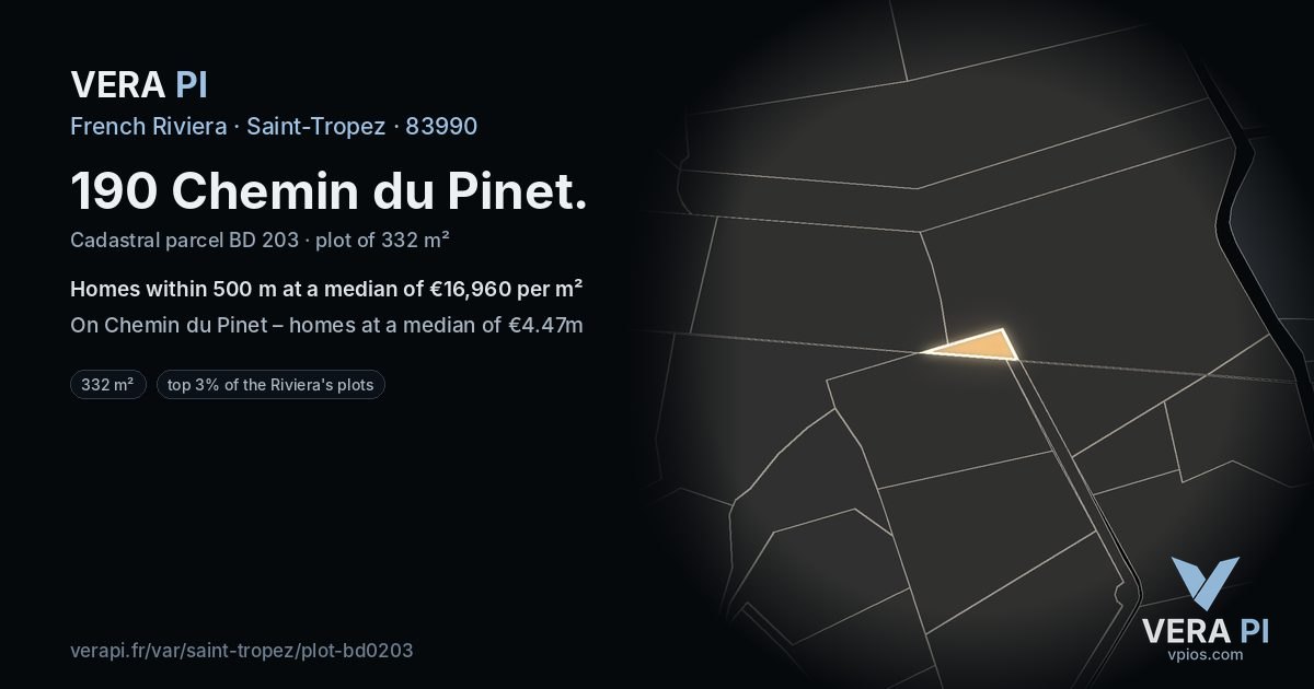 190 Chemin du Pinet, Saint-Tropez at night – the plot lit, the parcels around coloured by the prices near them