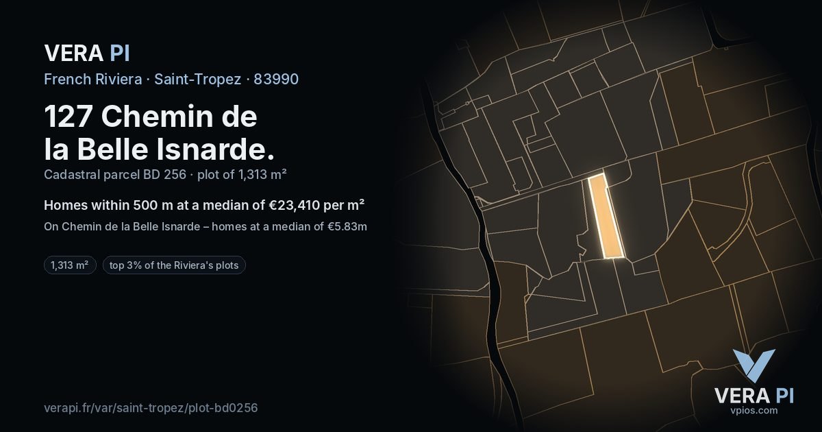 127 Chemin de la Belle Isnarde, Saint-Tropez at night – the plot lit, the parcels around coloured by the prices near them