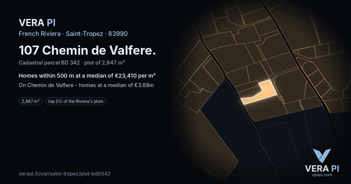 107 Chemin de Valfere, Saint-Tropez at night – the plot lit, the parcels around coloured by the prices near them