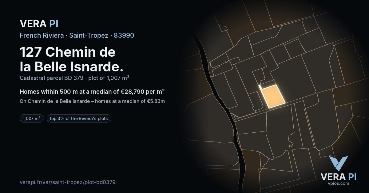 127 Chemin de la Belle Isnarde, Saint-Tropez at night – the plot lit, the parcels around coloured by the prices near them