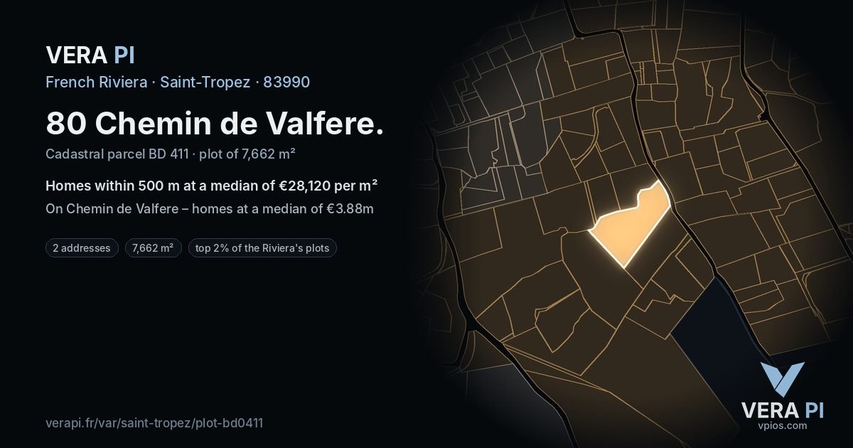 80 Chemin de Valfere, Saint-Tropez at night – the plot lit, the parcels around coloured by the prices near them