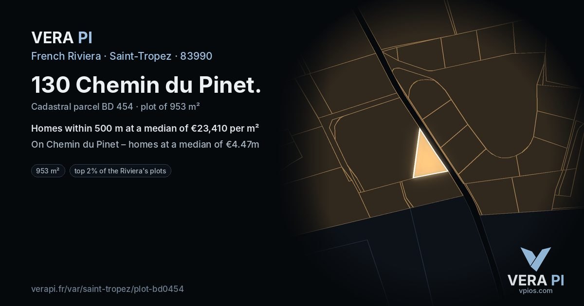 130 Chemin du Pinet, Saint-Tropez at night – the plot lit, the parcels around coloured by the prices near them