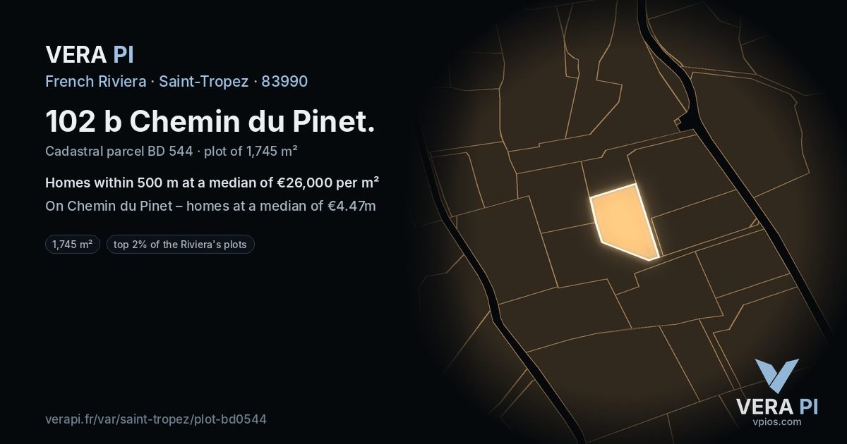 102 b Chemin du Pinet, Saint-Tropez at night – the plot lit, the parcels around coloured by the prices near them