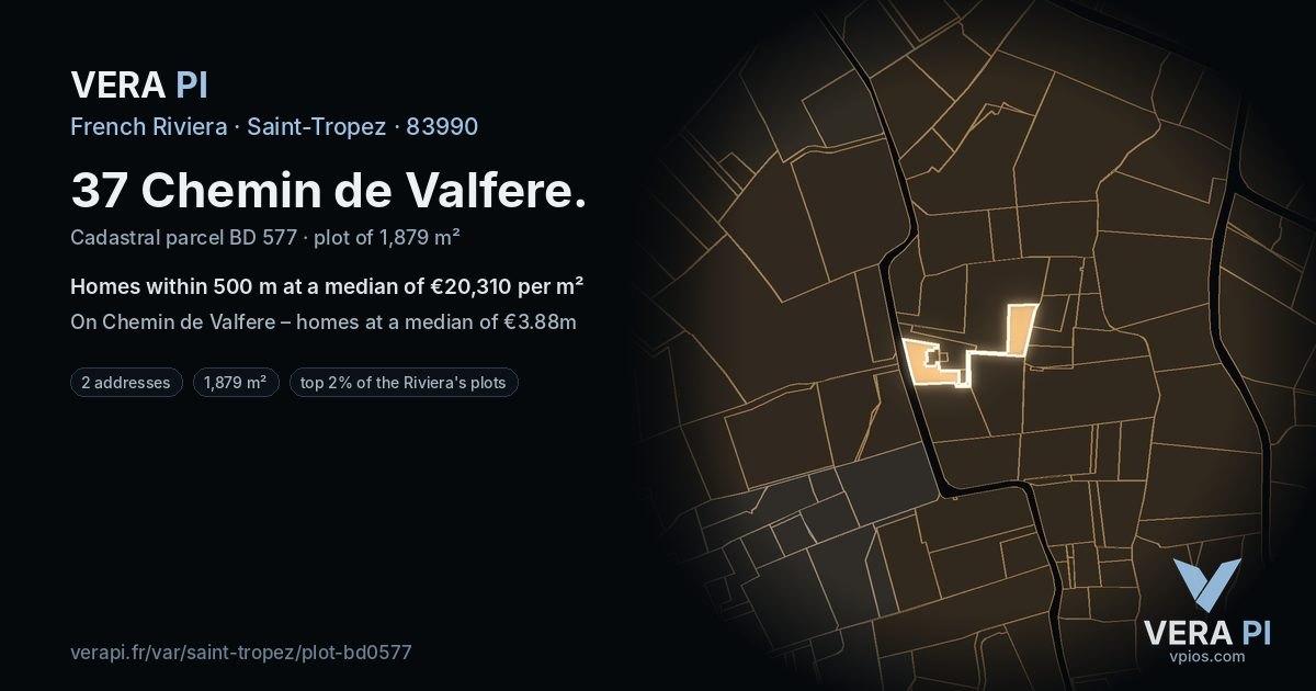37 Chemin de Valfere, Saint-Tropez at night – the plot lit, the parcels around coloured by the prices near them