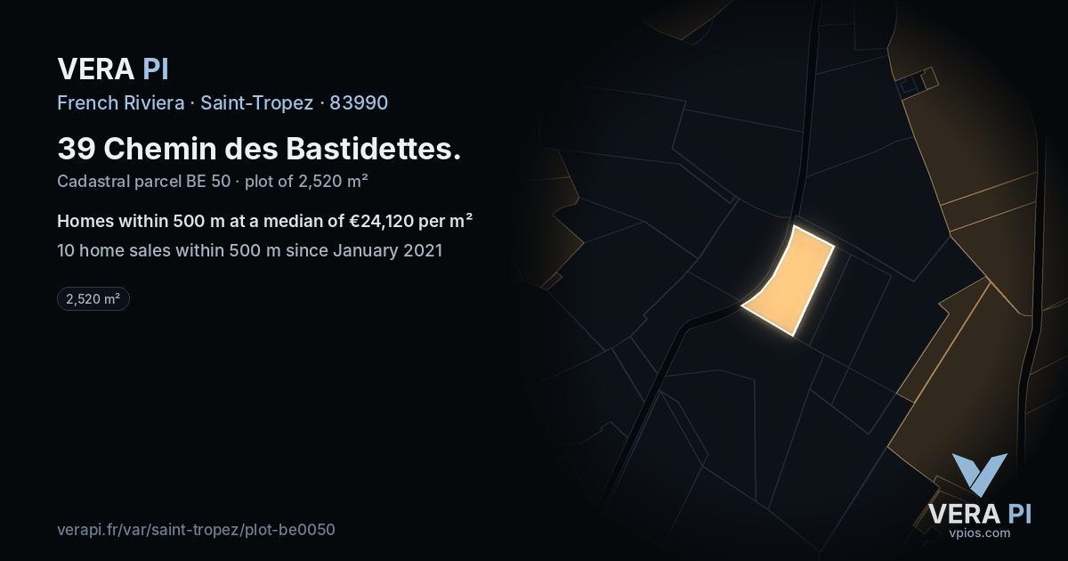 39 Chemin des Bastidettes, Saint-Tropez at night – the plot lit, the parcels around coloured by the prices near them