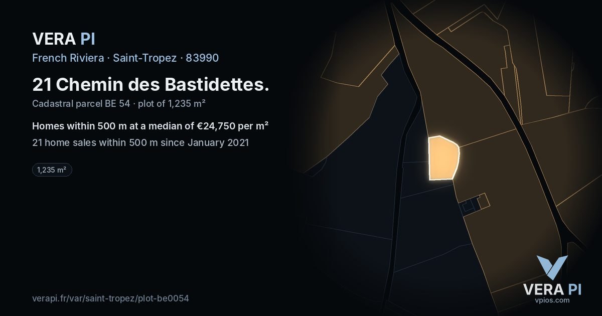 21 Chemin des Bastidettes, Saint-Tropez at night – the plot lit, the parcels around coloured by the prices near them