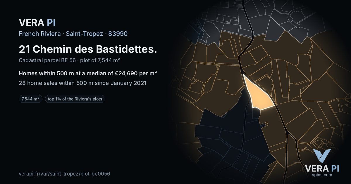 21 Chemin des Bastidettes, Saint-Tropez at night – the plot lit, the parcels around coloured by the prices near them