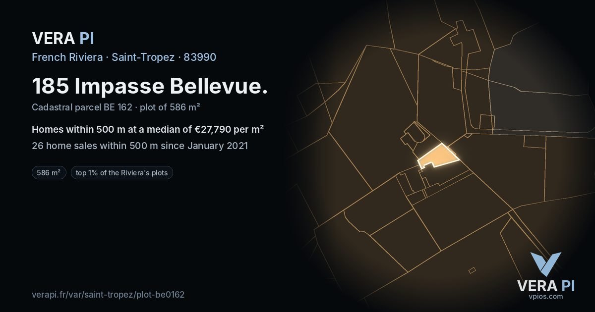 185 Impasse Bellevue, Saint-Tropez at night – the plot lit, the parcels around coloured by the prices near them