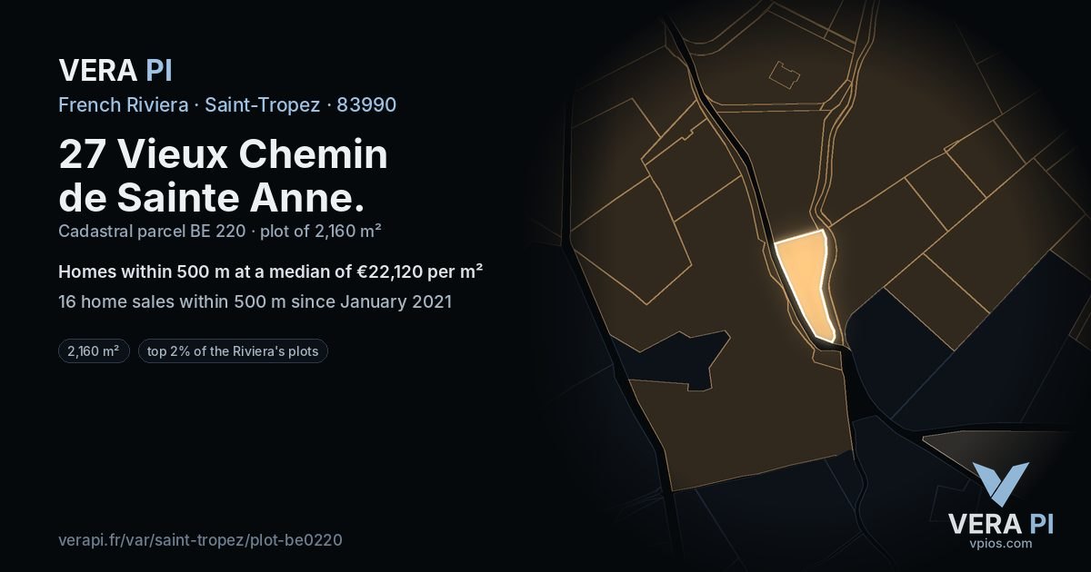 27 Vieux Chemin de Sainte Anne, Saint-Tropez at night – the plot lit, the parcels around coloured by the prices near them